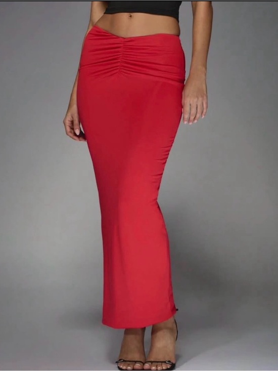 Dresses & Skirts - Missguided red ruched maxi skirt